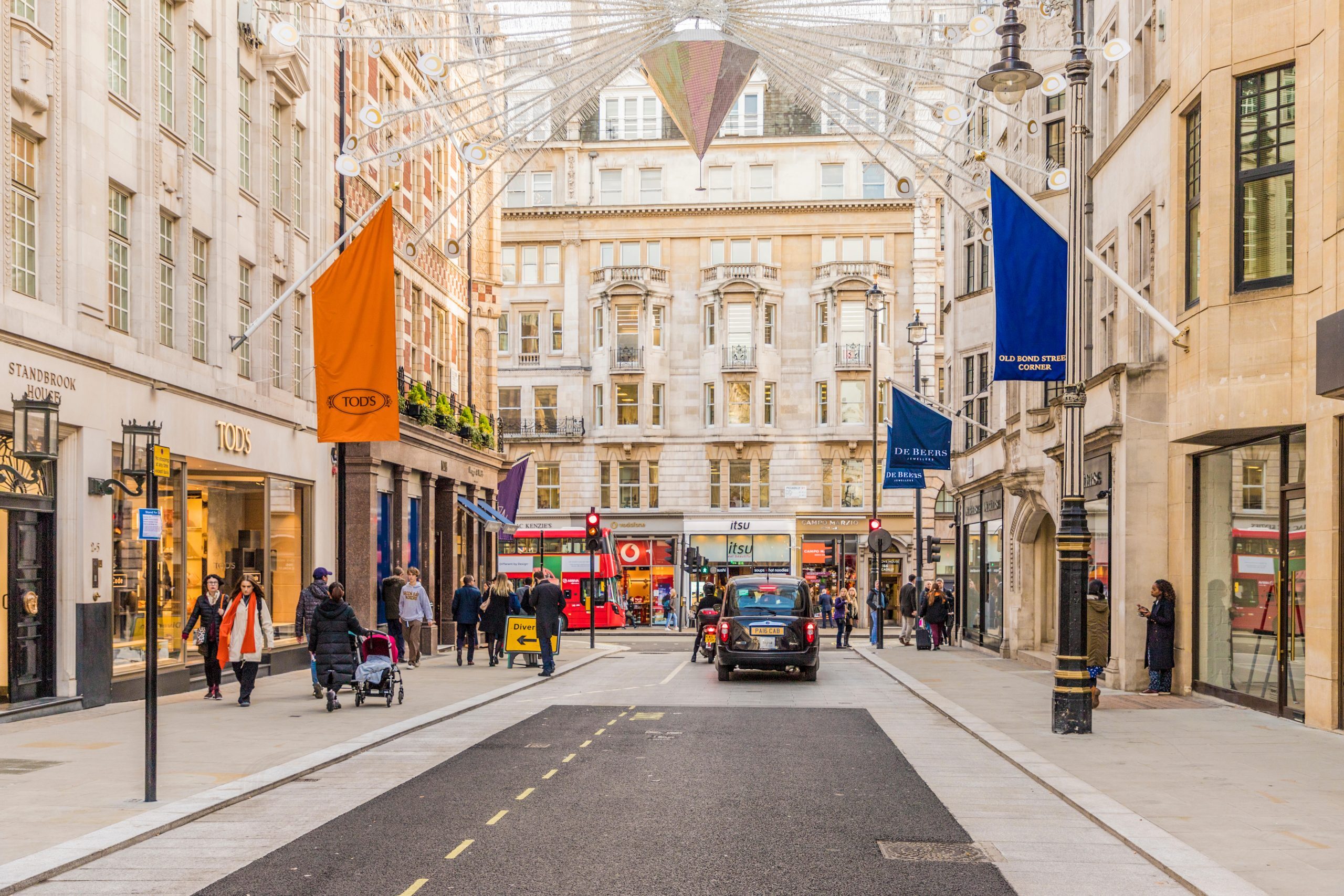 A Perfect Day in Mayfair, London